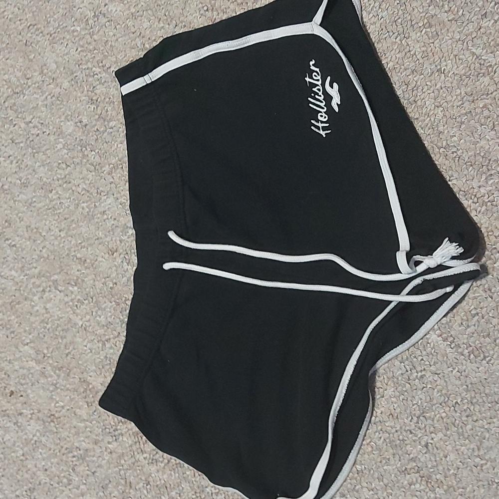 🎀2/$25 Hollister Shorts